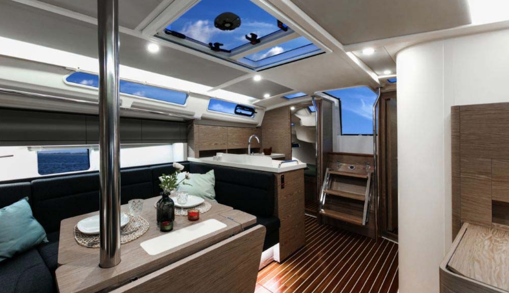 Bareboat Sailing Yacht Hanse 388 photo 8