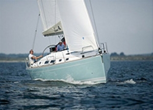 Bareboat Sailing Yacht Hanse 400