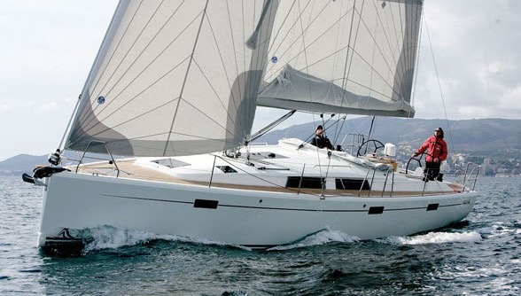 Bareboat Sailing Yacht Hanse 415