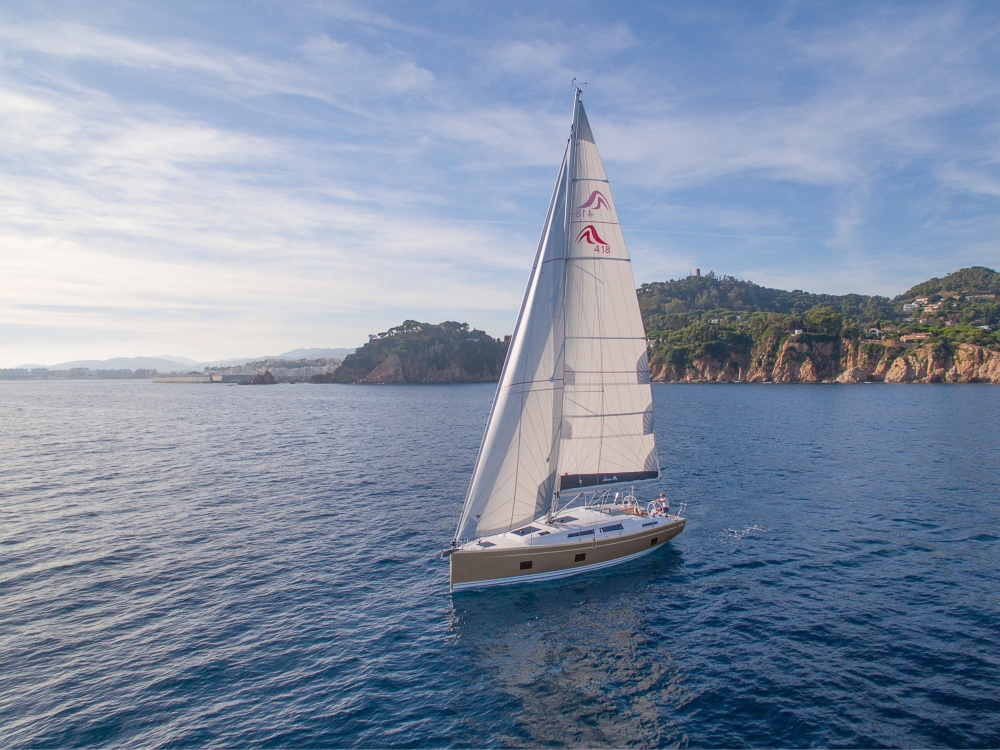 Bareboat Sailing Yacht Hanse 418 photo 4