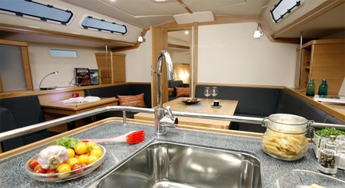 Bareboat Sailing Yacht Hanse 430 photo 4