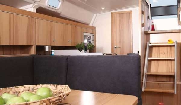 Bareboat Sailing Yacht Hanse 445 photo 3