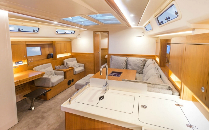 Bareboat Sailing Yacht Hanse 455 photo 7