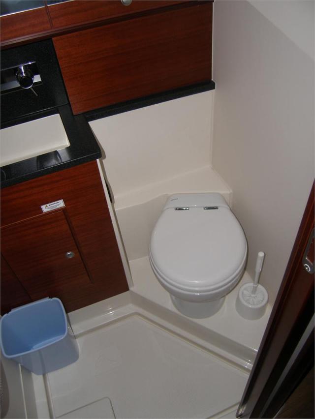 Bareboat Sailing Yacht Hanse 540 photo 5