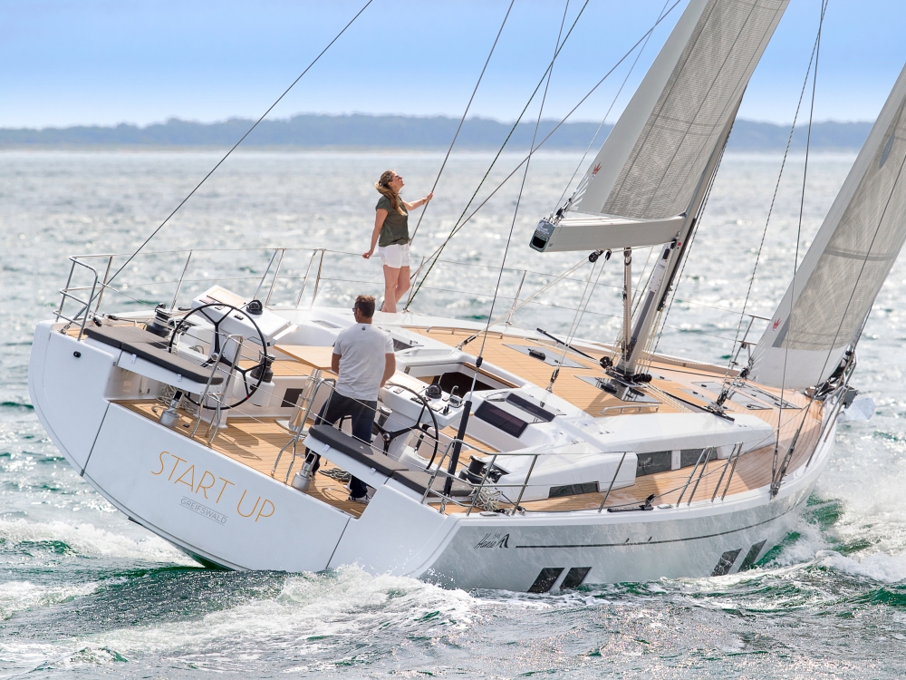 Bareboat Sailing Yacht Hanse 548 photo 4