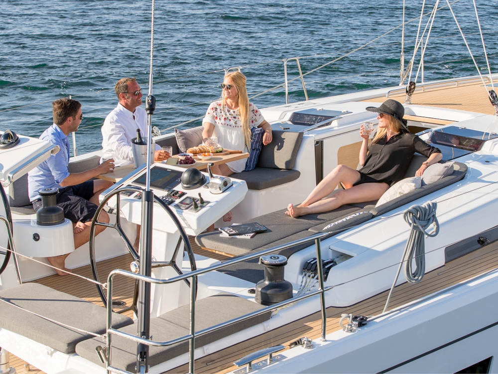 Bareboat Sailing Yacht Hanse 548 photo 4