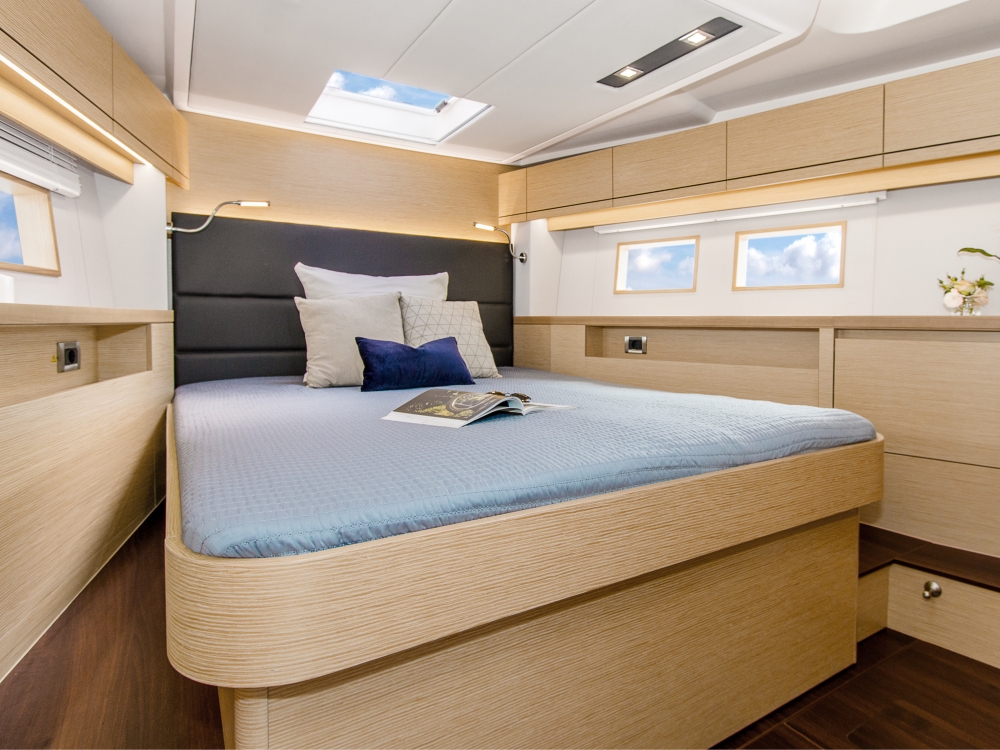 Bareboat Sailing Yacht Hanse 548 photo 7