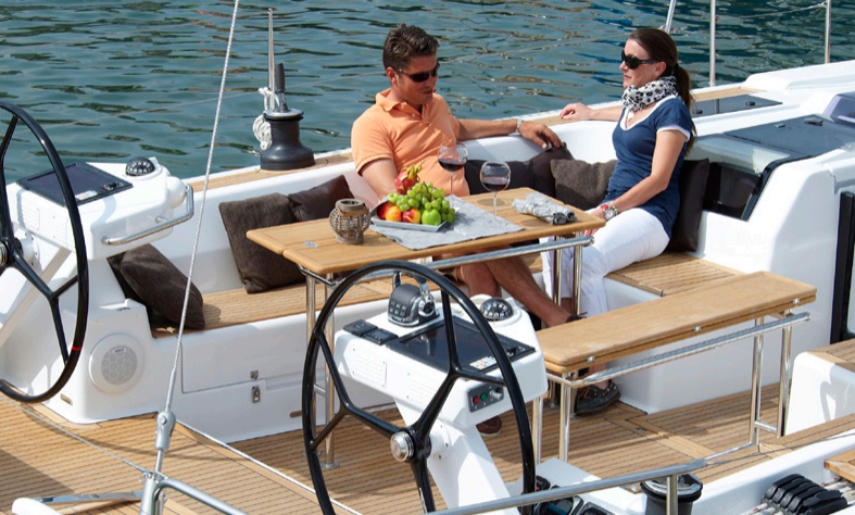 Bareboat Sailing Yacht Hanse 575 photo 8