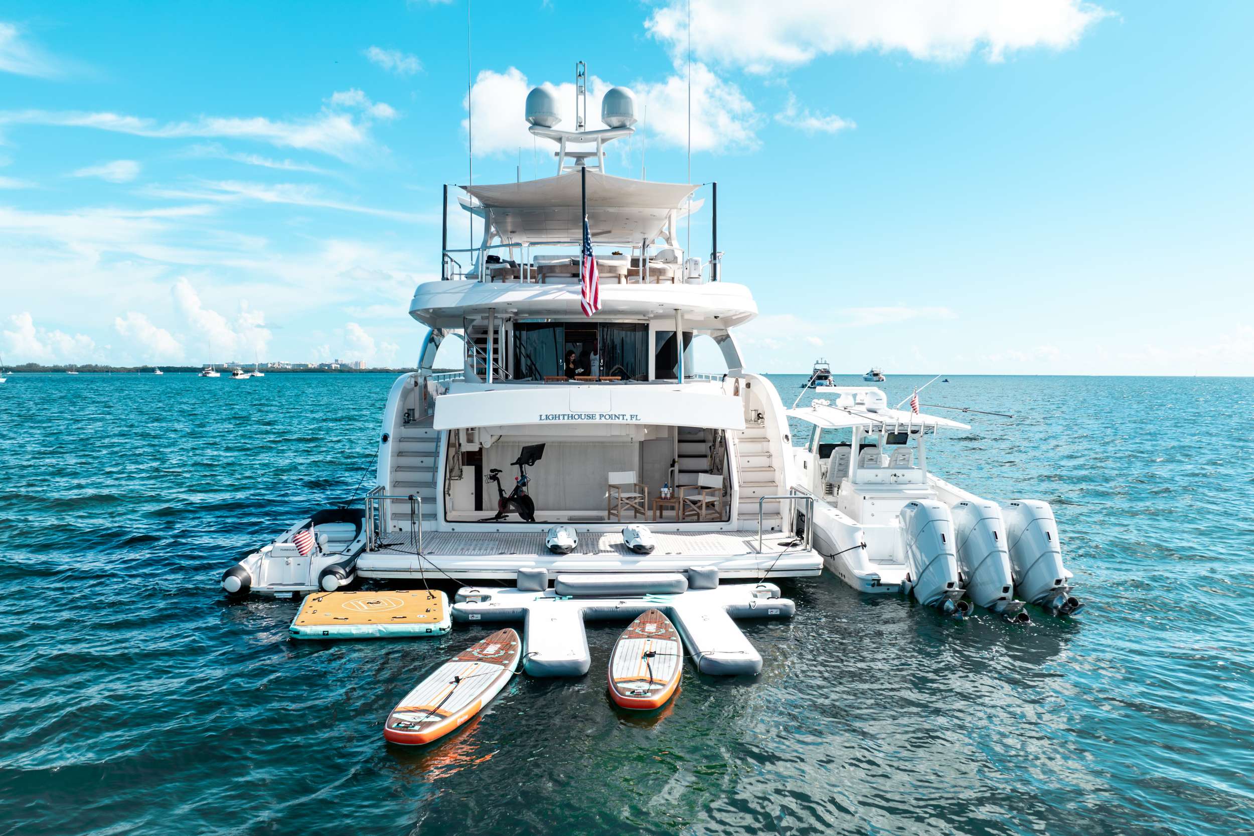 Luxury Crewed Motor Yacht HAPPY HOUR photo 3