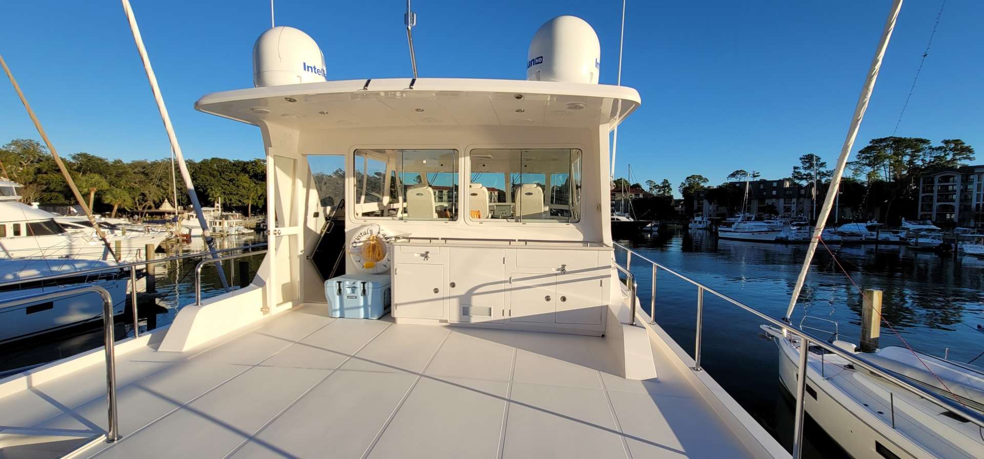 Crewed Motor Yacht HAVEN photo 5