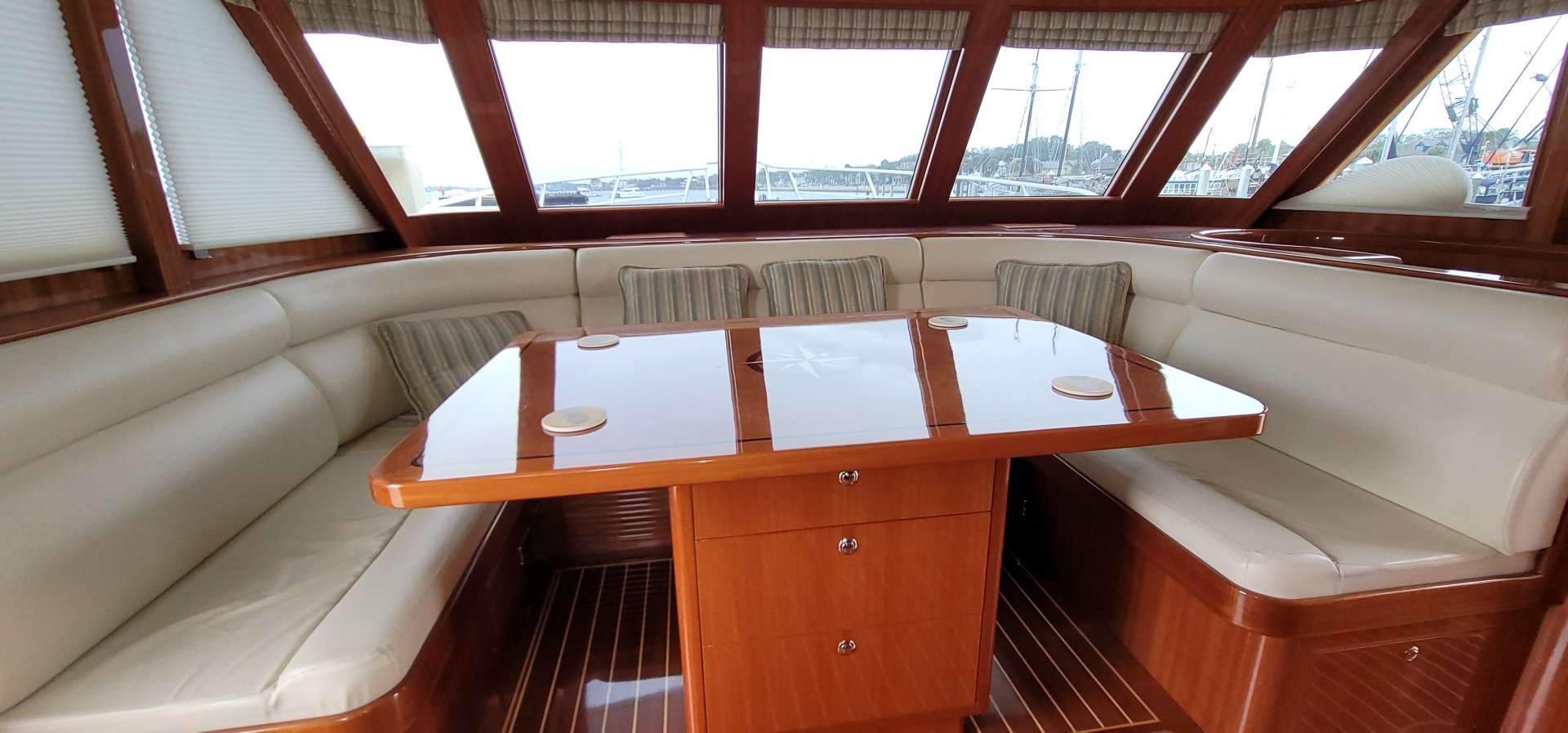 Crewed Motor Yacht HAVEN photo 7