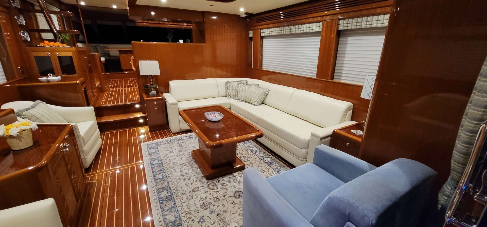 Crewed Motor Yacht HAVEN photo 8