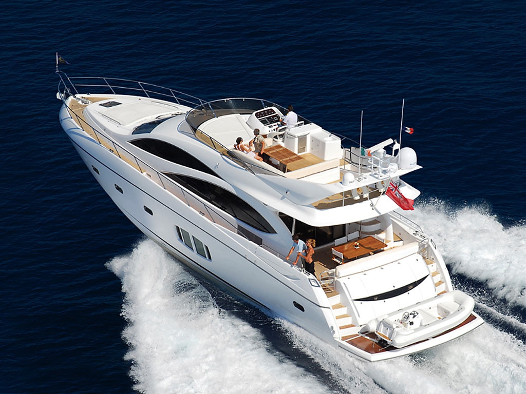 Luxury Crewed Motor Yacht HAYAT photo 3