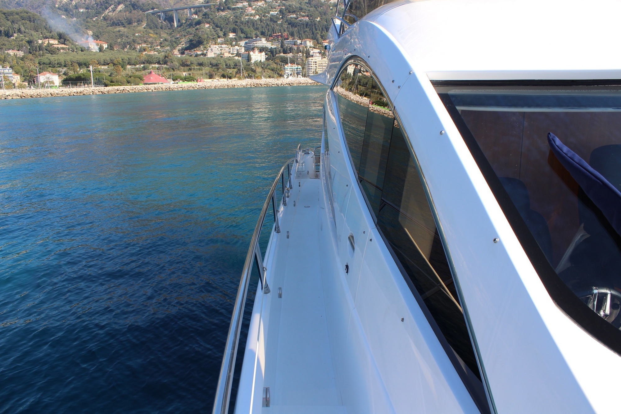 Luxury Crewed Motor Yacht HAYAT photo 6
