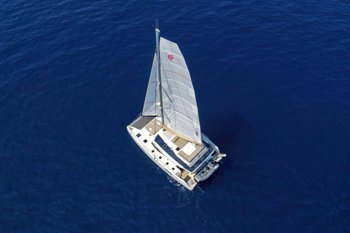 Crewed Catamaran HELIDONI photo 3