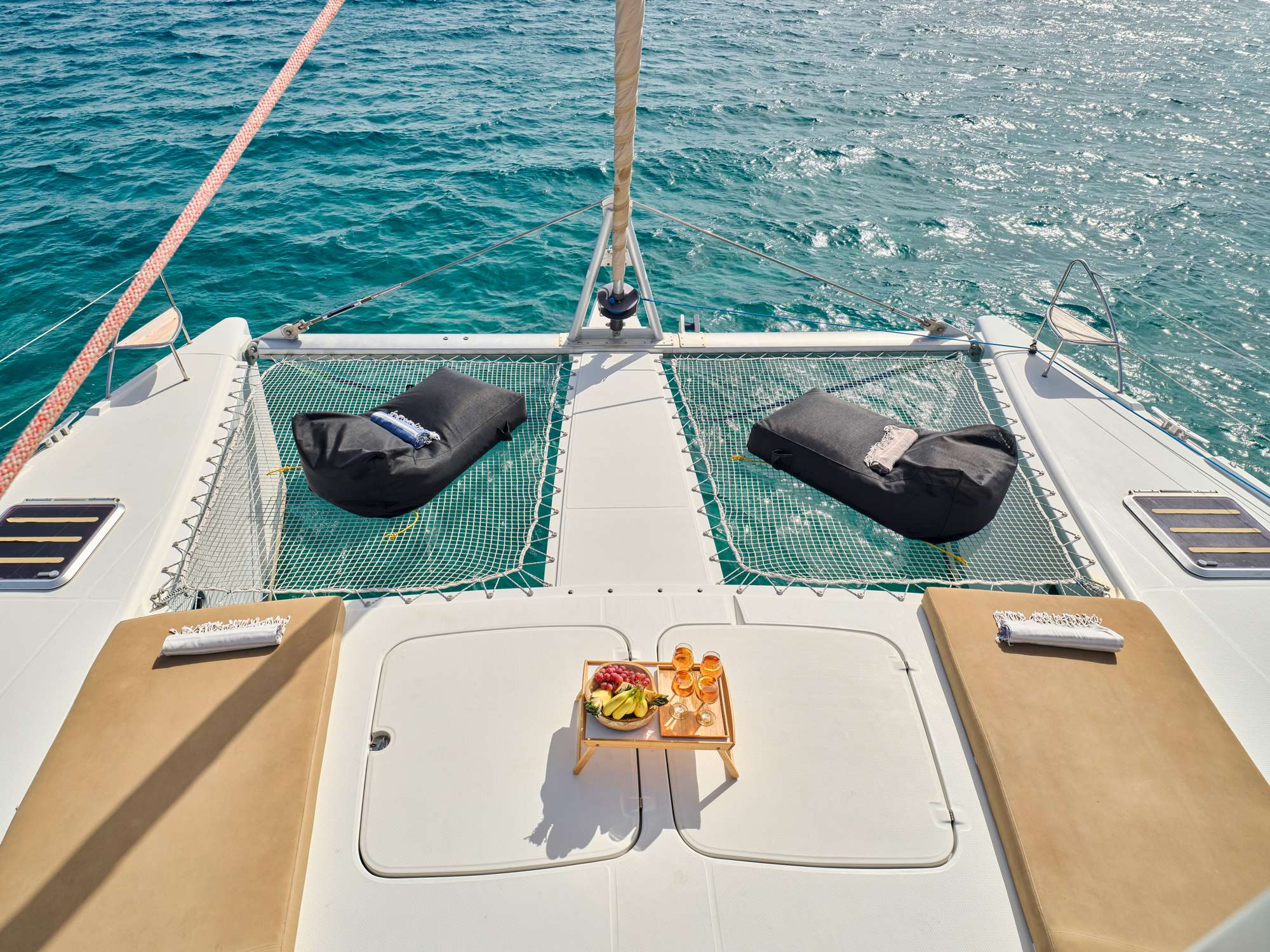 Crewed Catamaran HIGH FIVE photo 4