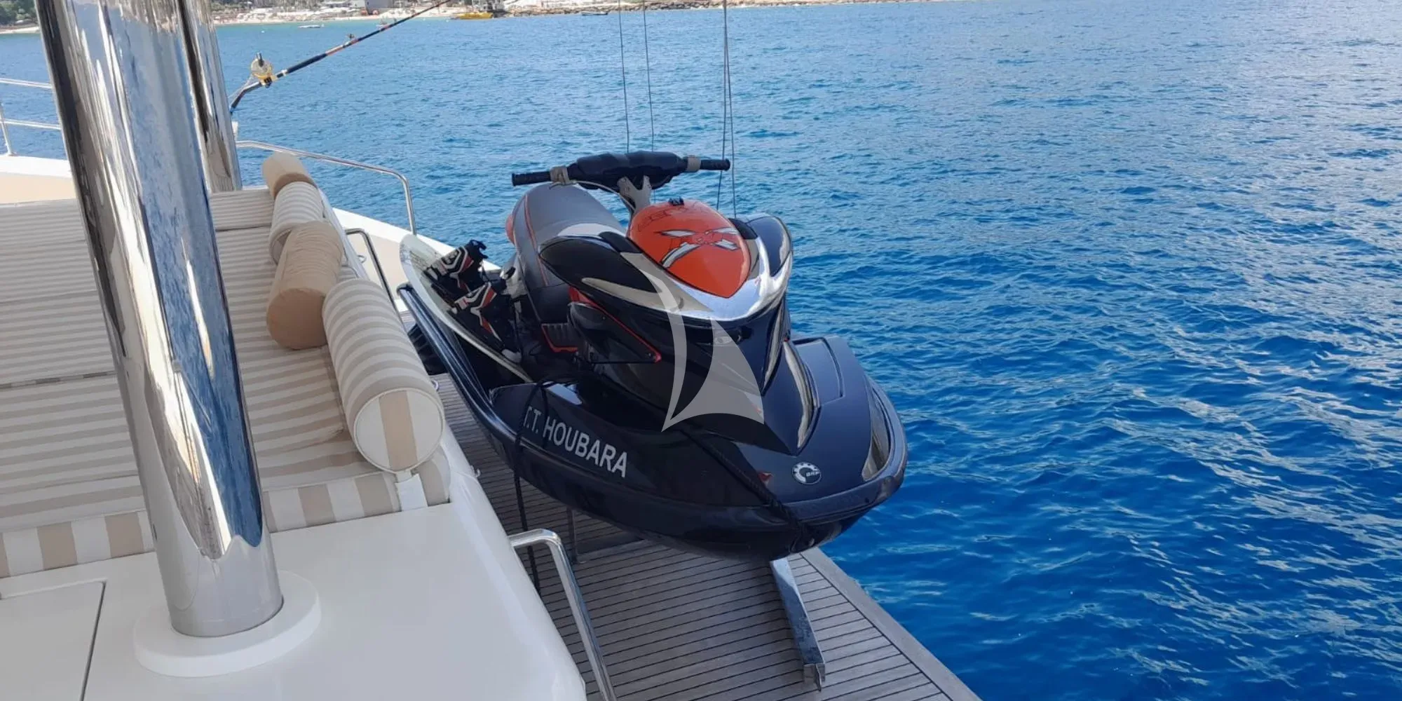 Crewed Catamaran HOUBARA photo 8