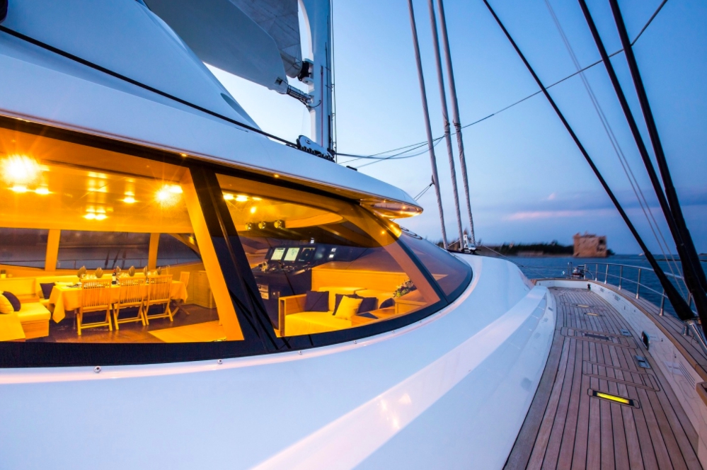 Luxury Crewed Catamaran HUTIANE photo 5