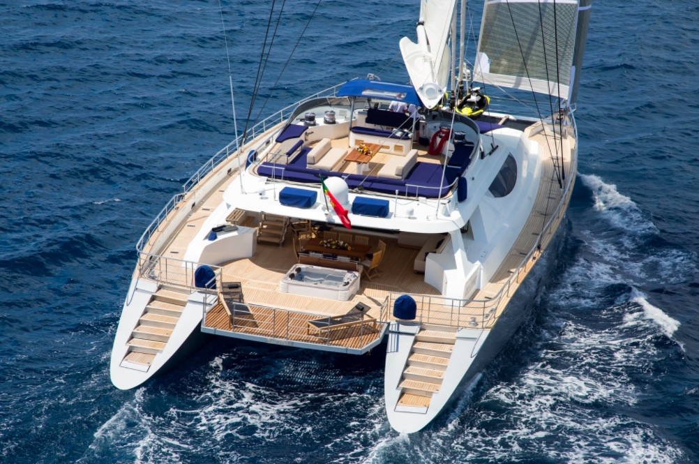 Luxury Crewed Catamaran HUTIANE photo 6