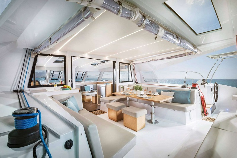 Luxury Crewed Catamaran ILLUSION photo 7