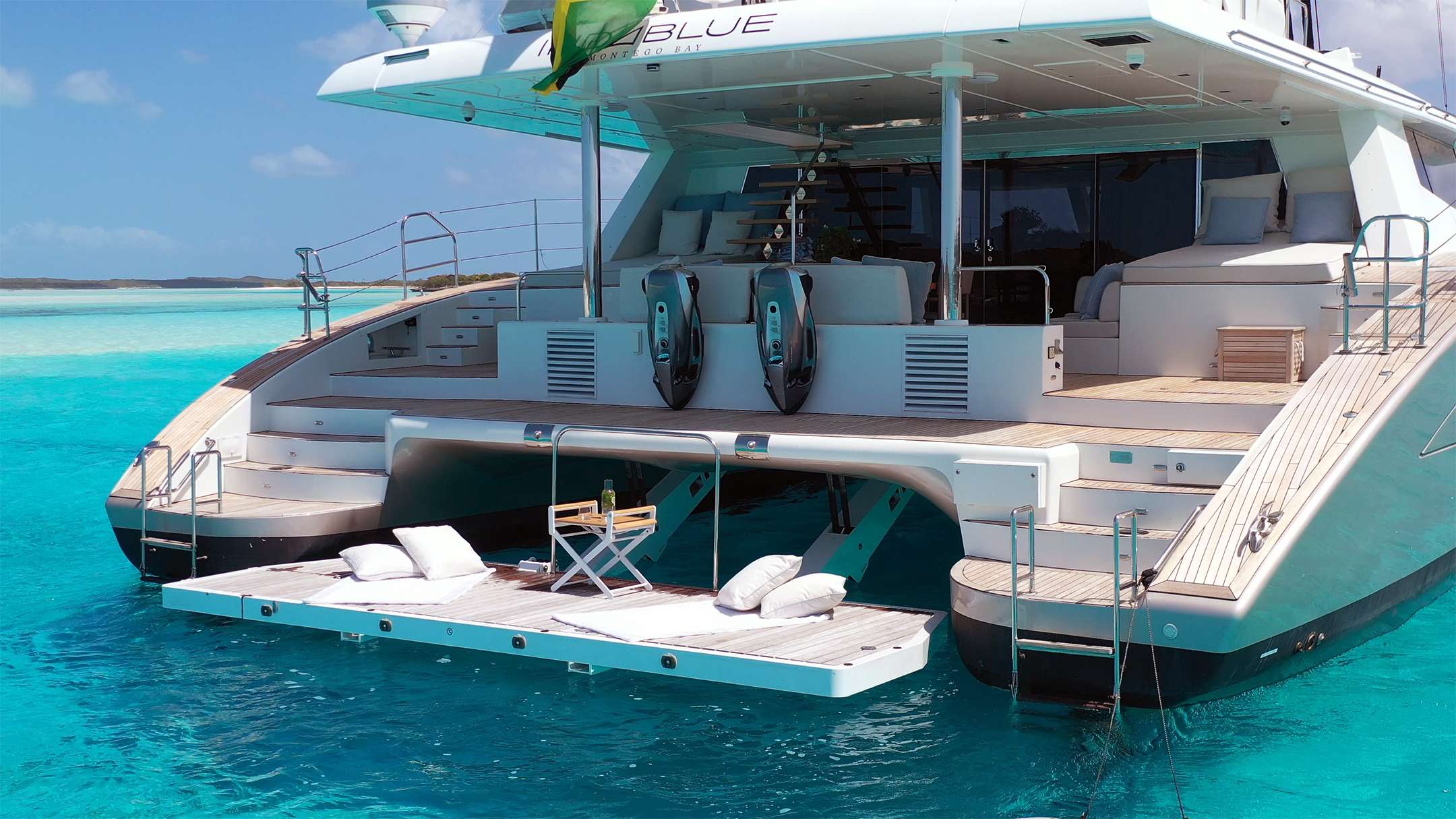Luxury Crewed Catamaran INDABLUE photo 8