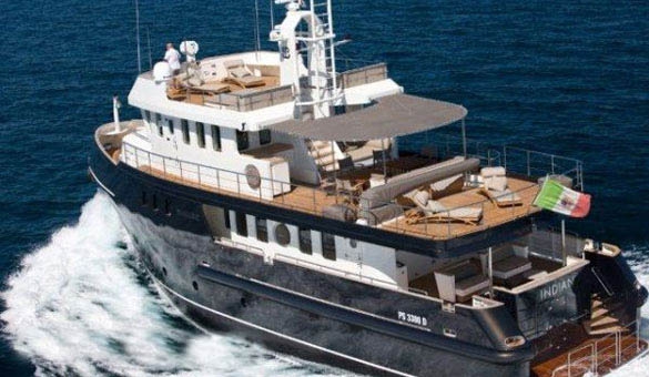 Luxury Crewed Motor Yacht INDIAN photo 5