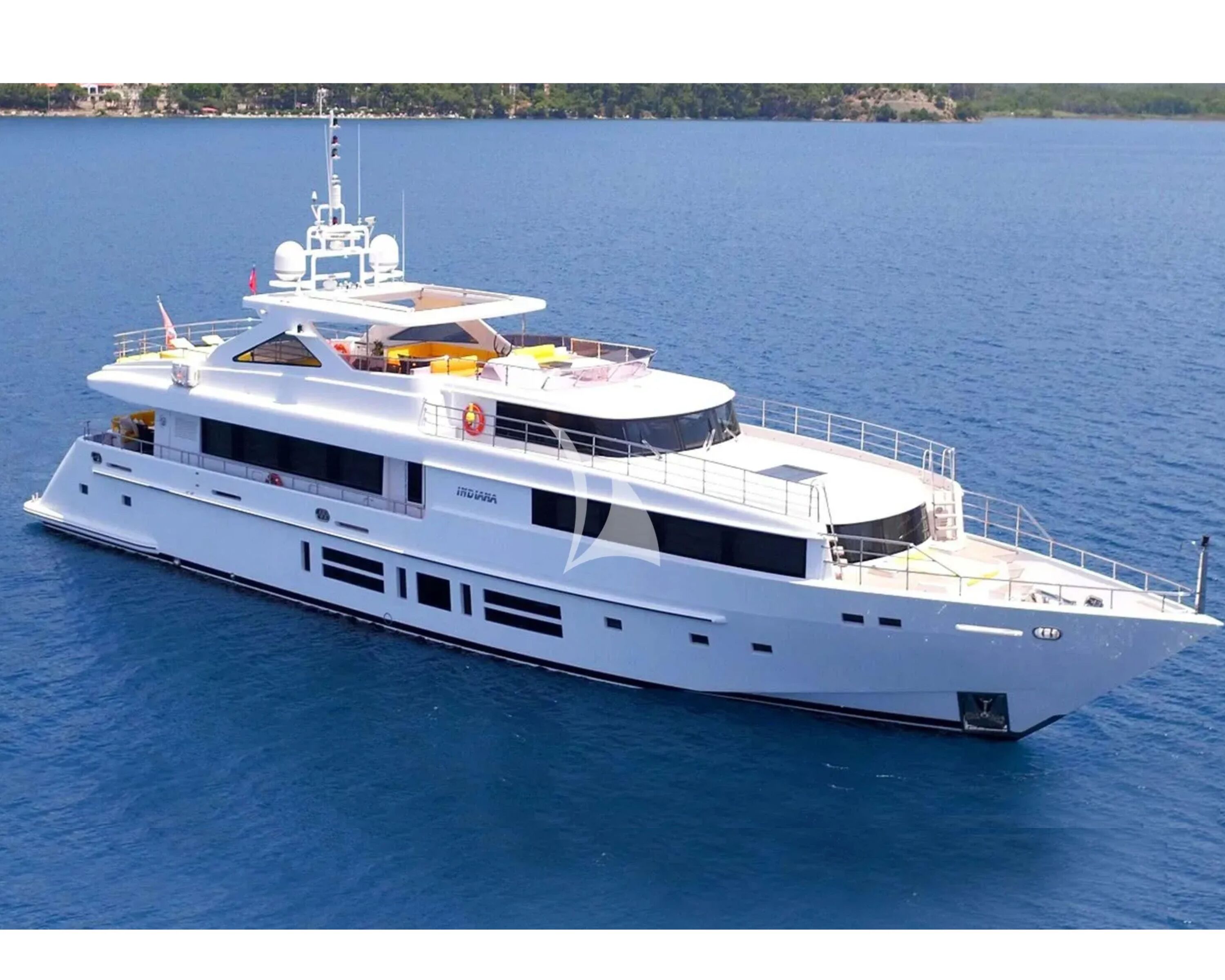 Luxury Crewed Motor Yacht INDIANA