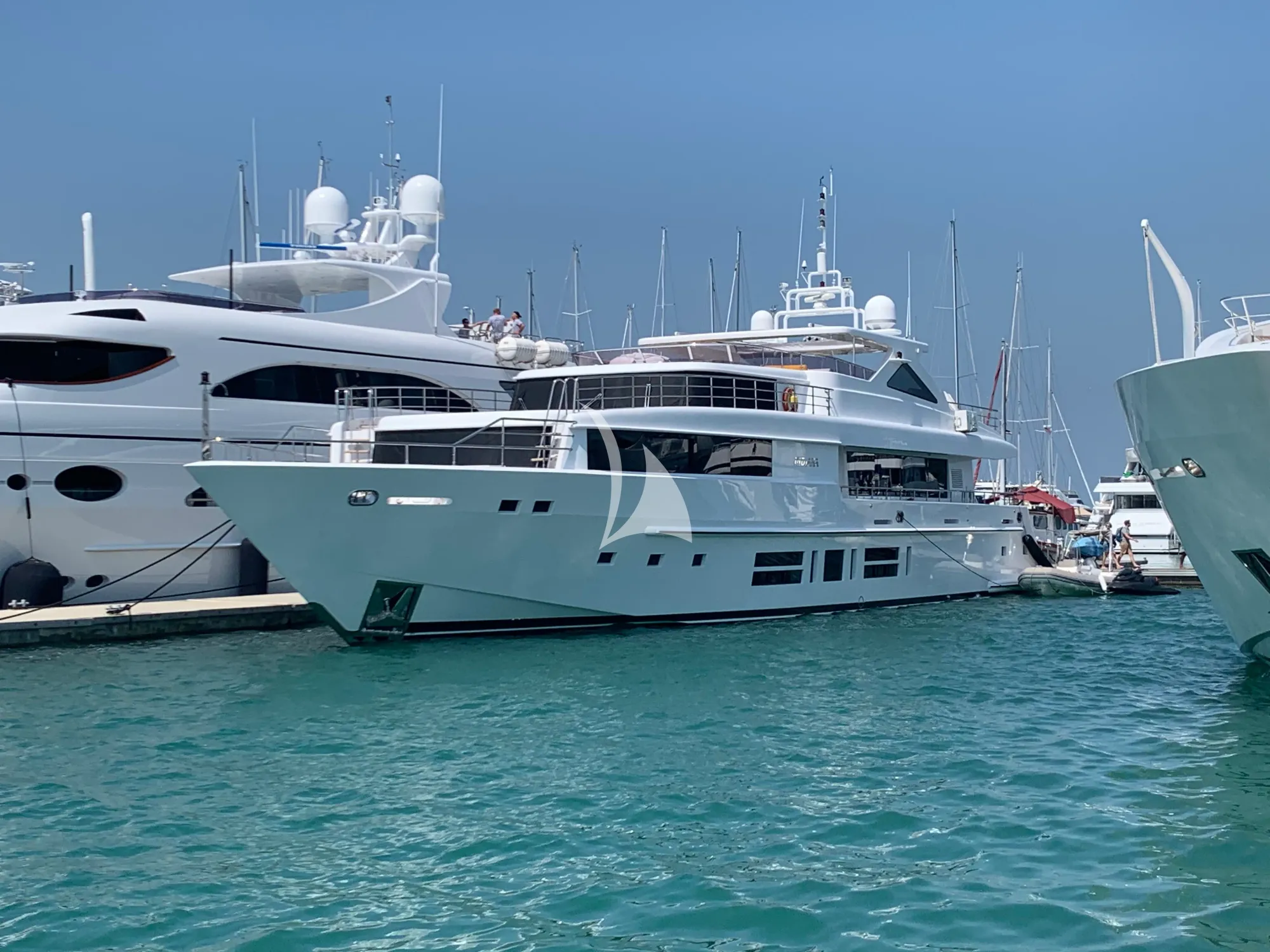 Luxury Crewed Motor Yacht INDIANA photo 3