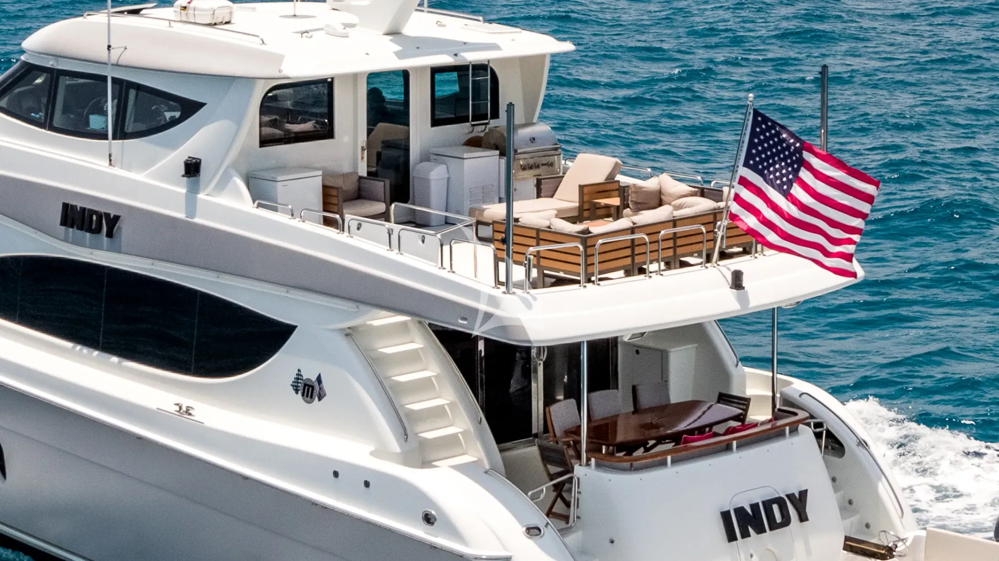 Luxury Crewed Motor Yacht INDY photo 4