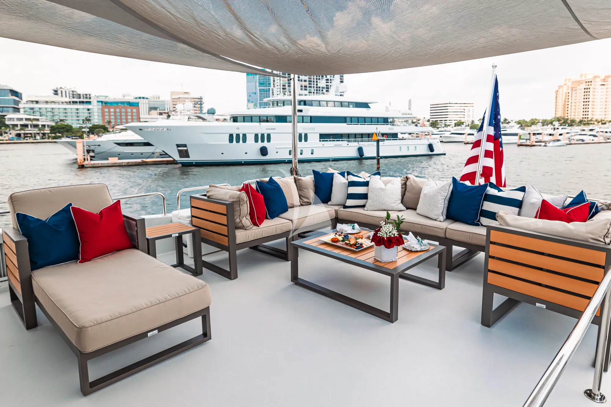 Luxury Crewed Motor Yacht INDY photo 8