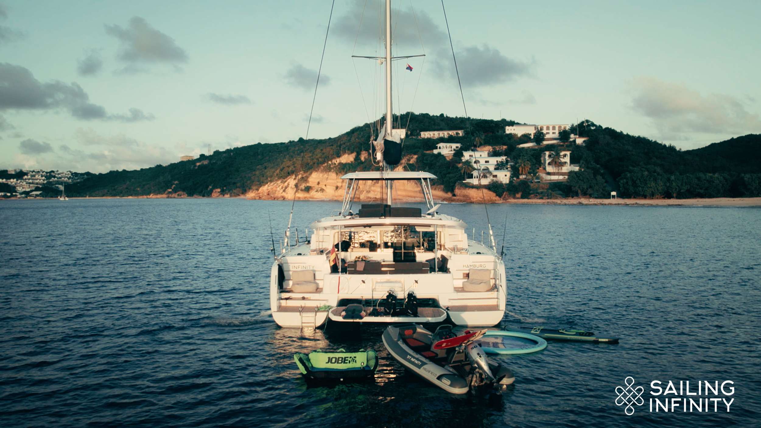Crewed Catamaran INFINITY photo 3