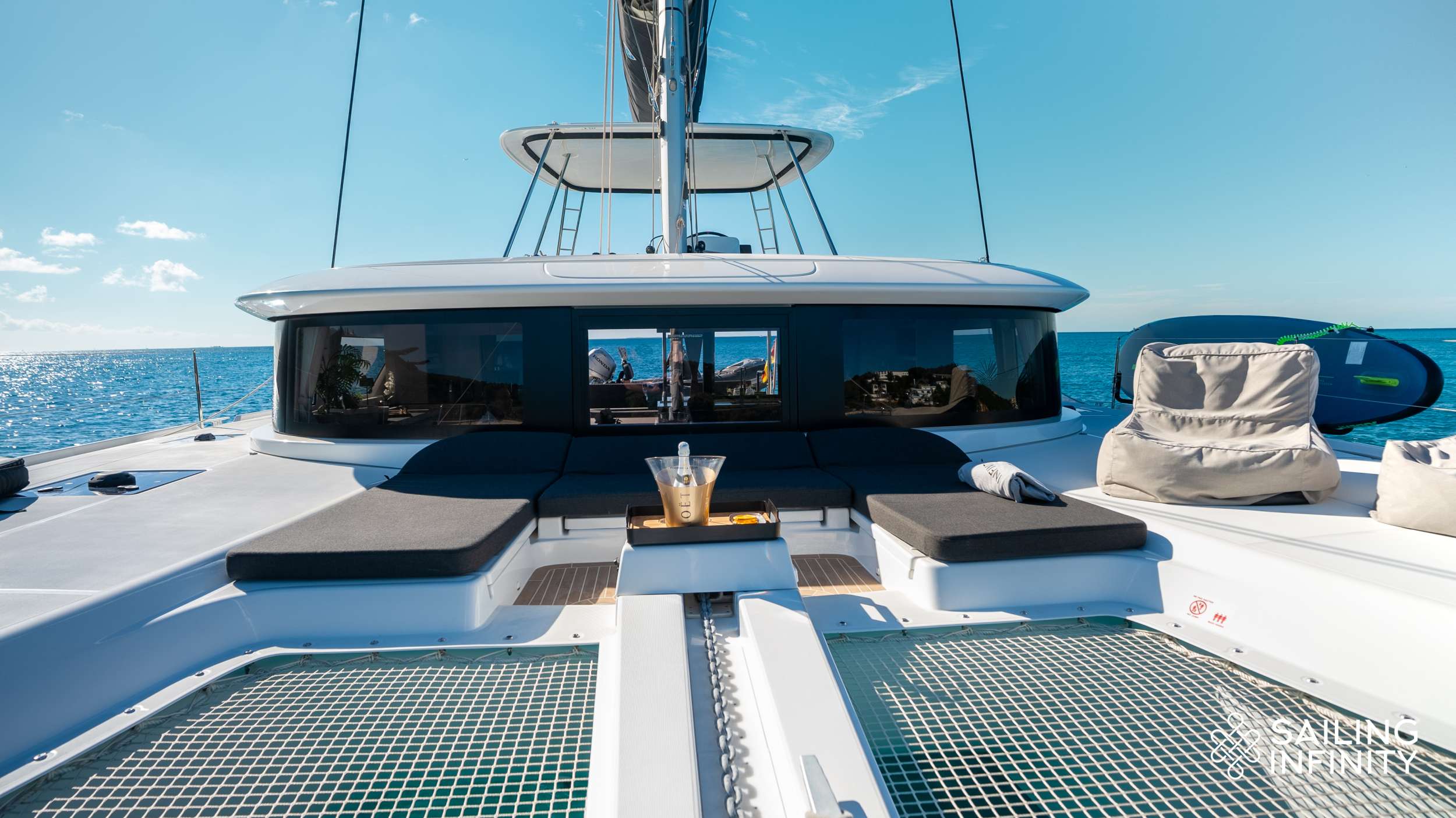 Crewed Catamaran INFINITY photo 4