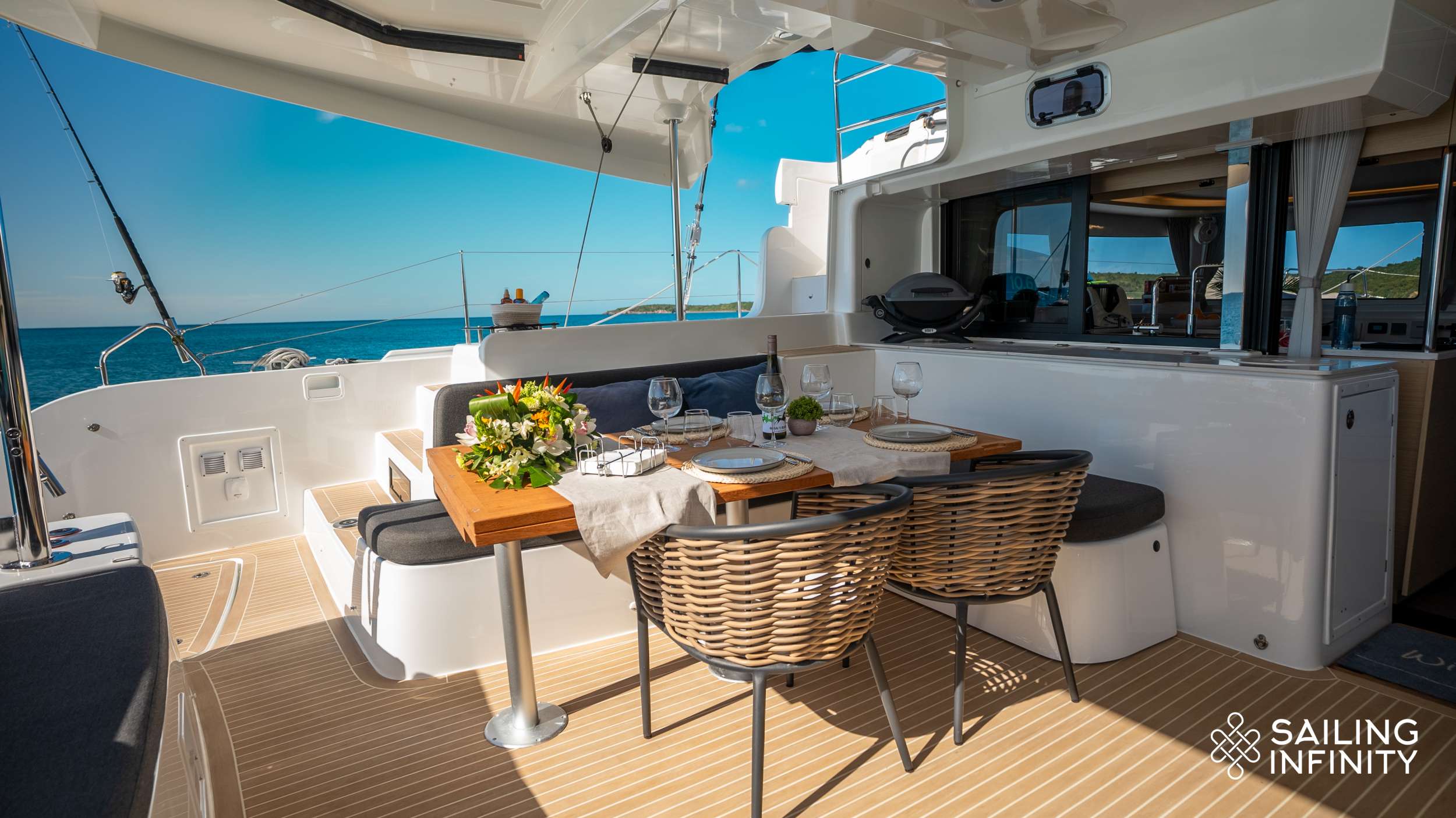 Crewed Catamaran INFINITY photo 8