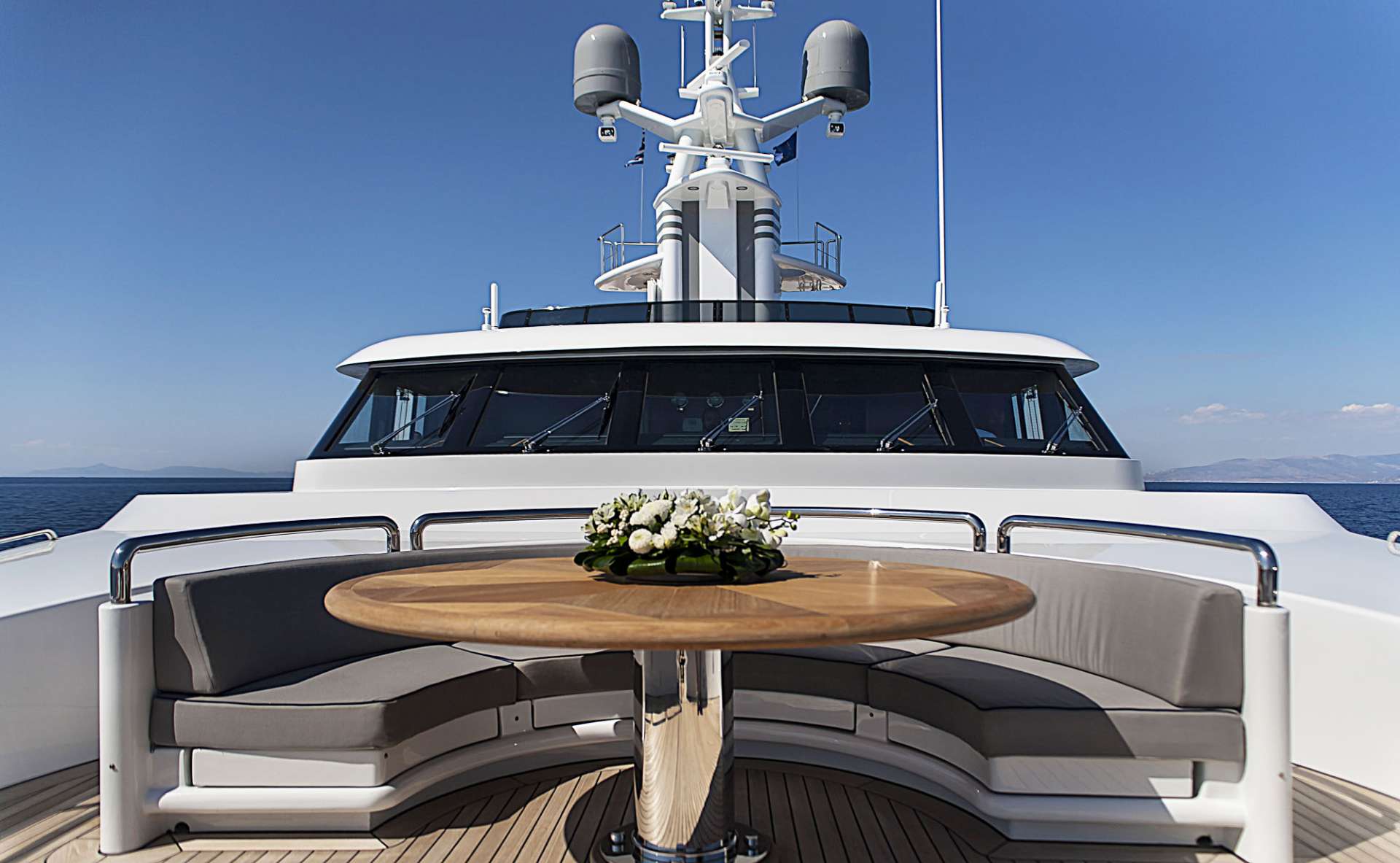 Luxury Crewed Motor Yacht INVADER photo 4