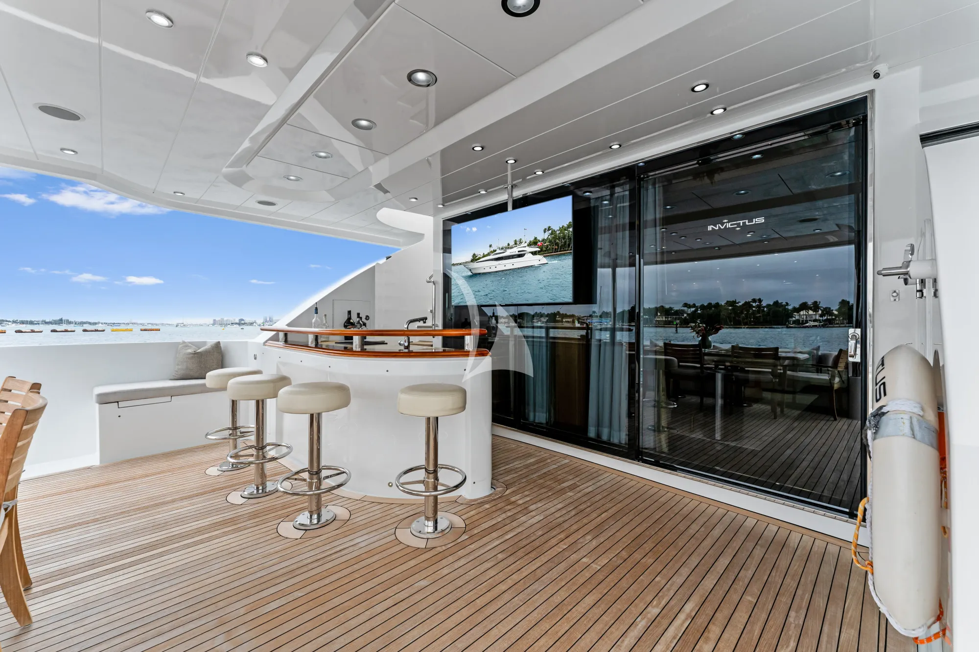 Crewed Motor Yacht INVICTUS photo 8