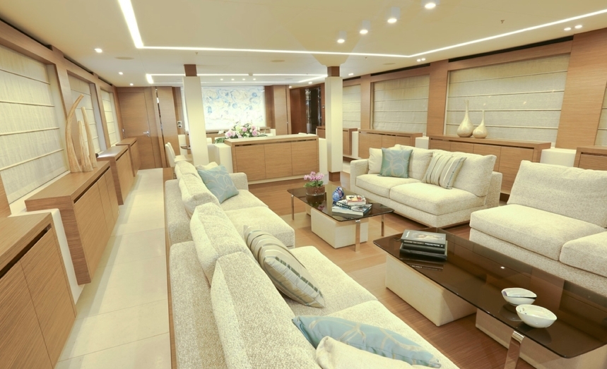 Luxury Crewed Motor Yacht IPANEMAS photo 7