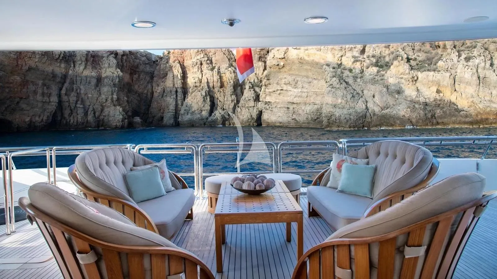 Luxury Crewed Motor Yacht IRAVATI photo 5