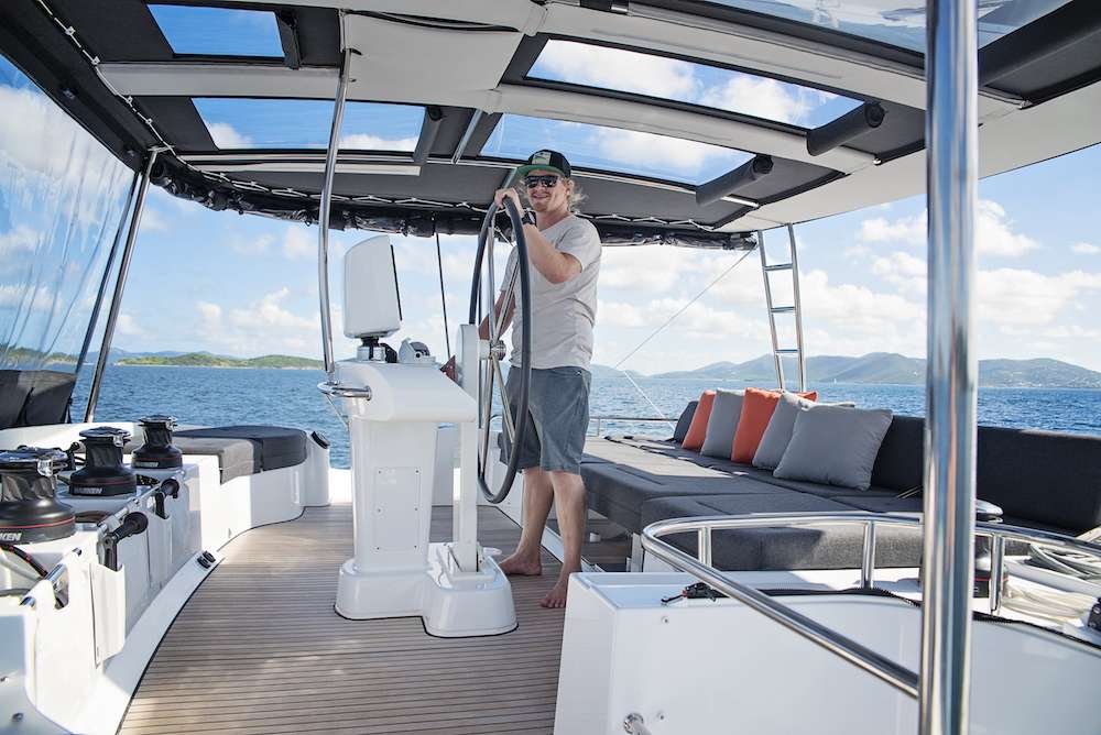 Crewed Catamaran ISLAND HOPPIN photo 6