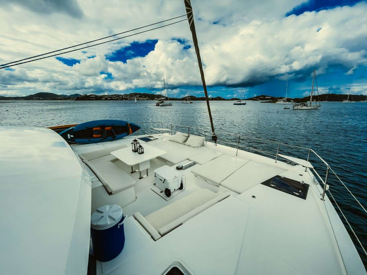 Crewed Catamaran ISLAND KISSES photo 4