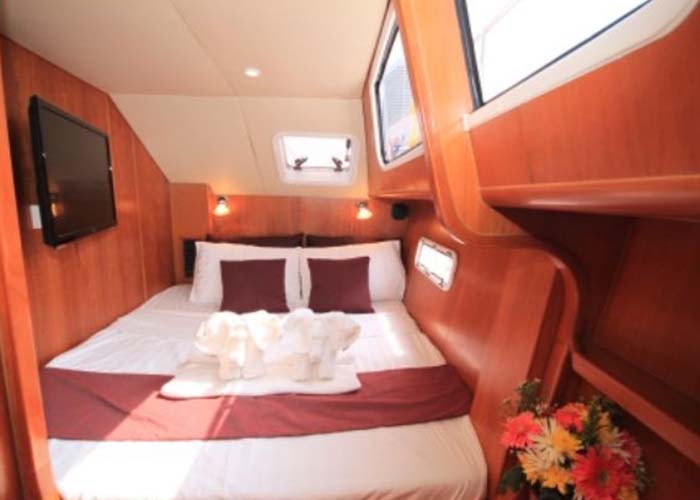 Bareboat Catamaran Island Spirit 38 (2015) photo 5