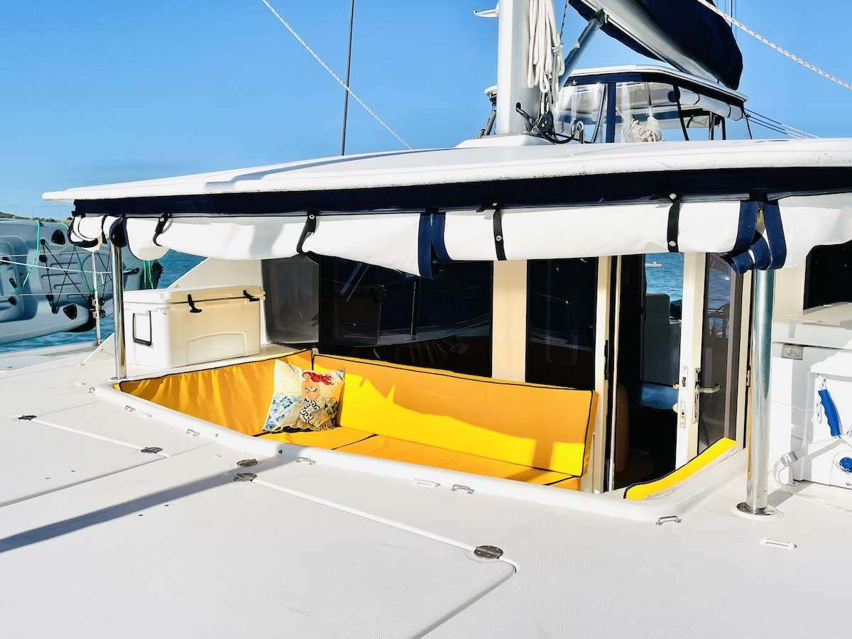 Crewed Catamaran ISLAND TIME photo 8