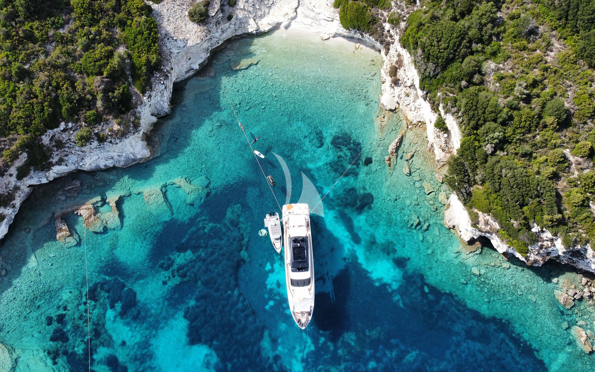 Luxury Crewed Motor Yacht ISOTTA photo 5