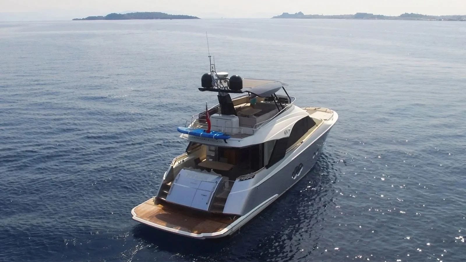 Crewed Motor Yacht IT`S MAGIC photo 5