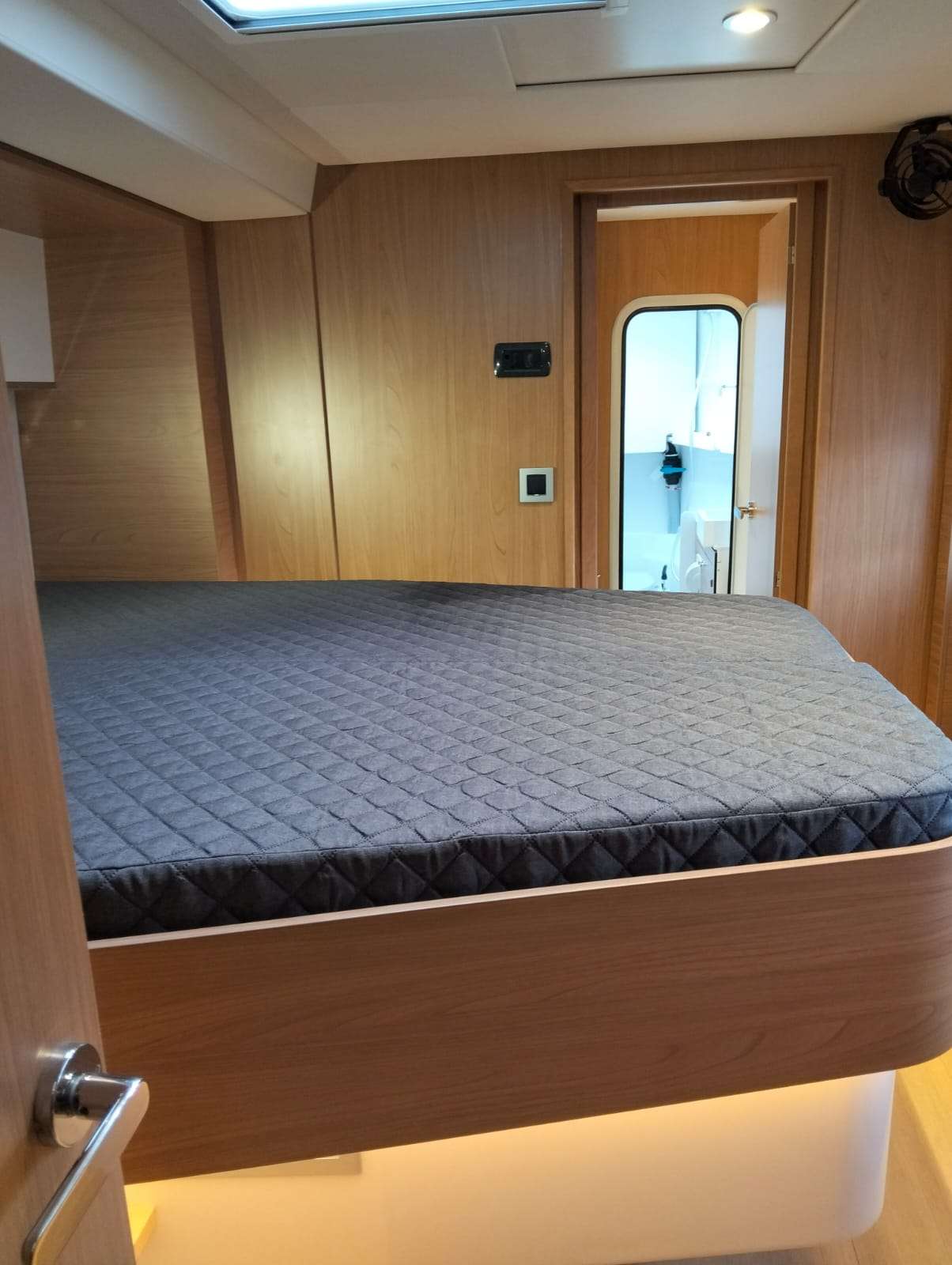 Crewed Catamaran ITALY photo 6