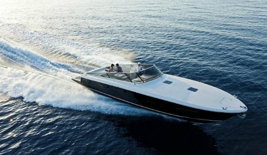 Crewed Motor Yacht Itama 38