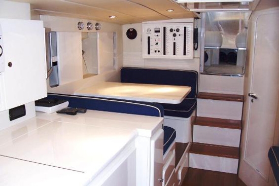 Crewed Motor Yacht Itama 38 photo 4