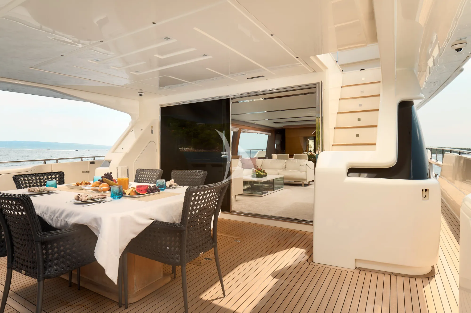 Luxury Crewed Motor Yacht IVA photo 8