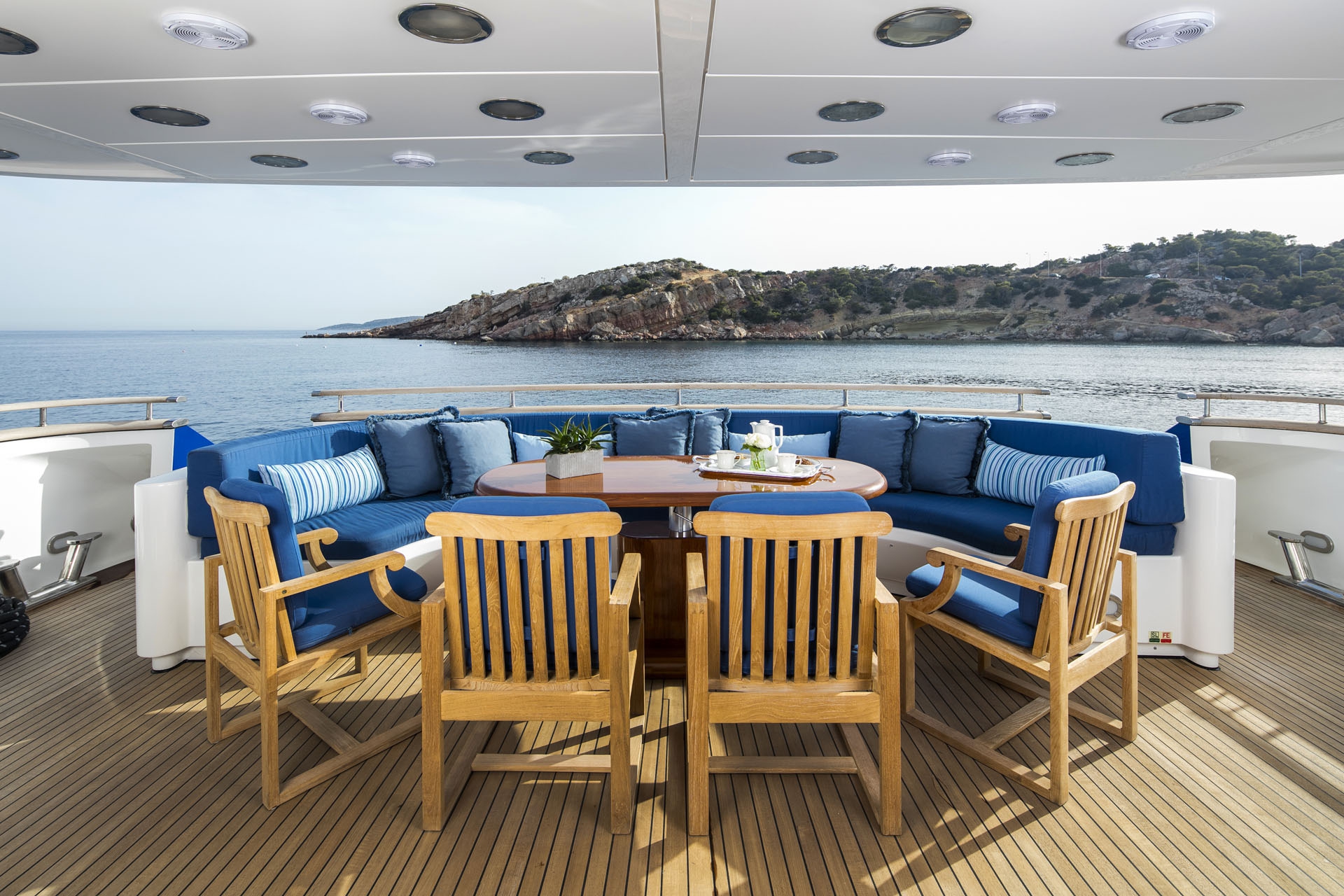 Luxury Crewed Motor Yacht JAAN photo 5