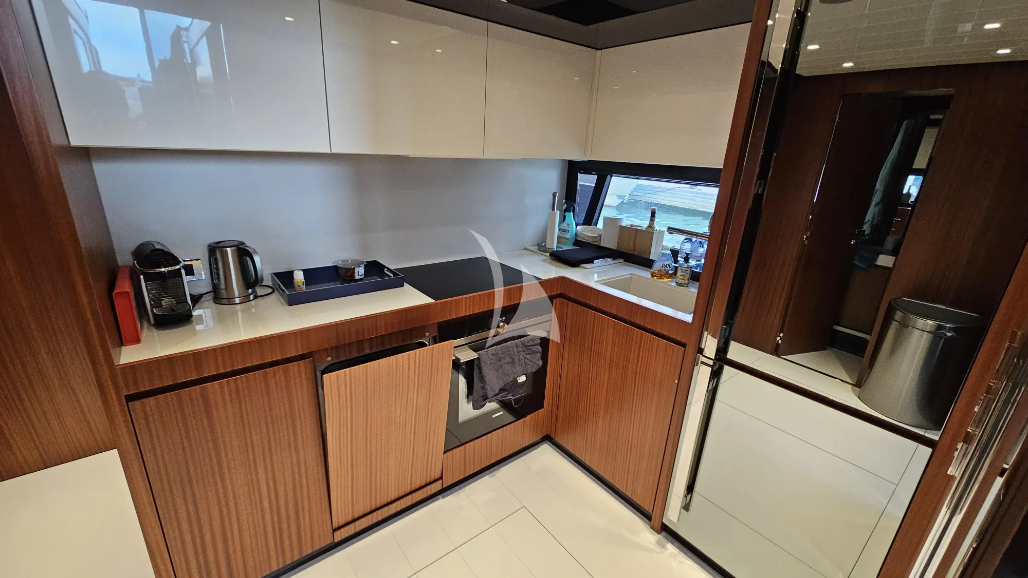 Crewed Motor Yacht JACK II photo 7