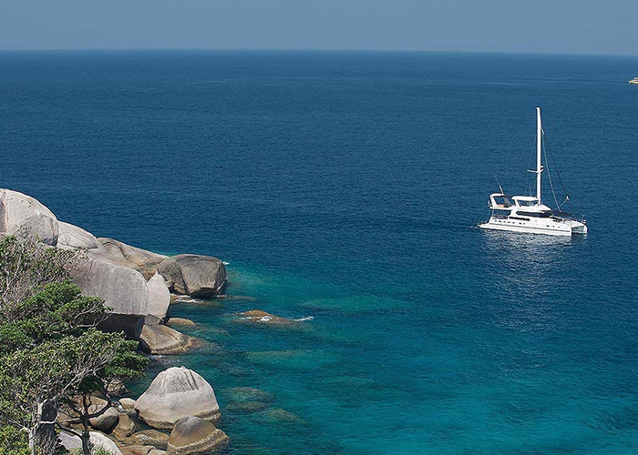 Luxury Crewed Catamaran Jacuzzi Cat photo 3